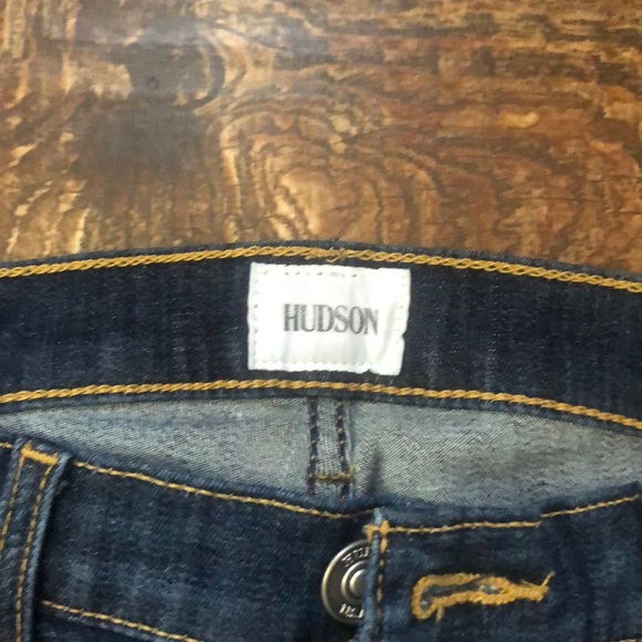 Size 26 Hudson skinny jeans - Picture 2 of 5
